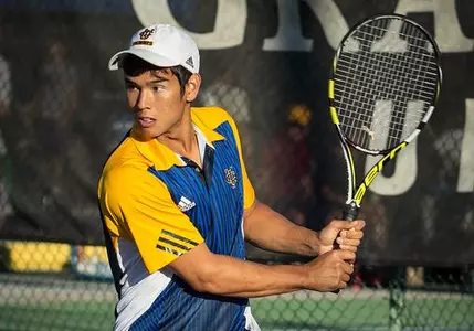 'Eaters Humble Hosts, 4-2, to Win 2015 Opener Image