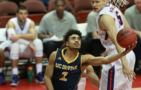 UC Irvine Cooled off by Evansville, 75-56 Image