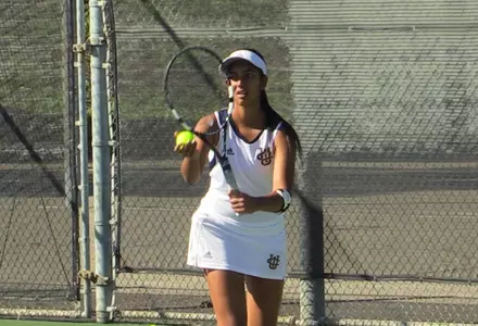 No. 73 Anteaters Brave Lions, 4-3 Image