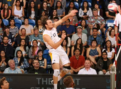 Big Week Earns La Cavera Buffalo Wild Wings Anteater of the Week Honors Image