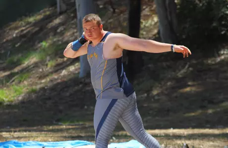 Trio of 'Eaters Compete at Oxy Invite Image