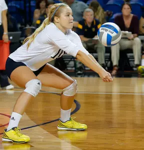 UC Irvine Loses In Straight Sets To No. 3 Texas Image