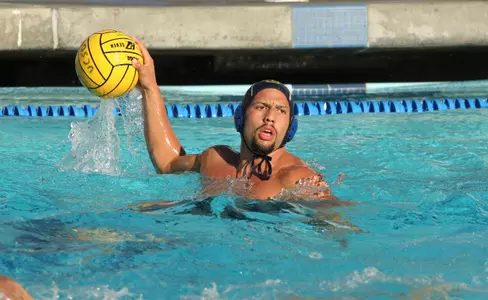 'Eaters Roar Past Bulldogs, 14-3 Image