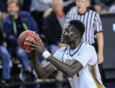 Mamadou Ndiaye Named Buffalo Wild Wings Anteater of the Week Image