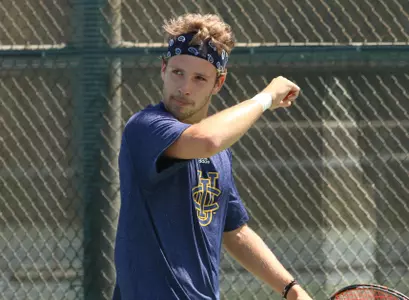 Men's Tennis Battles to 4-1 Loss at No. 4 Baylor Image