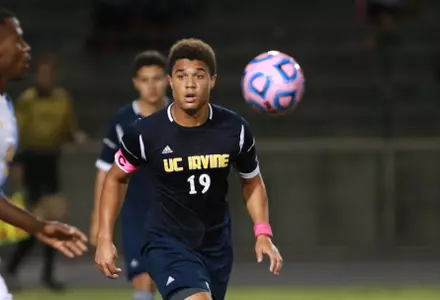 Anteaters Put Together Furious Rally for 2-1 Win Image