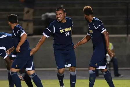 'Eaters, Titans Draw in Spirited Senior Night Image