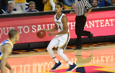UC Irvine Defeats South Dakota State, 63-52 Image