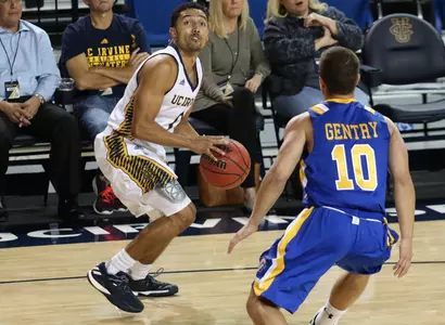 UC Irvine Tops UTEP, 62-57, at Sun Bowl Invitational Image