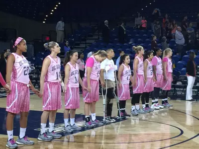 Second Quarter Hurts UC Irvine In 66-53 Loss To Cal State Fullerton Image