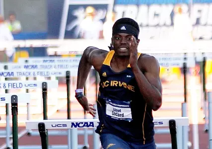 'Eaters Win Six Events at All-UC Meet Image
