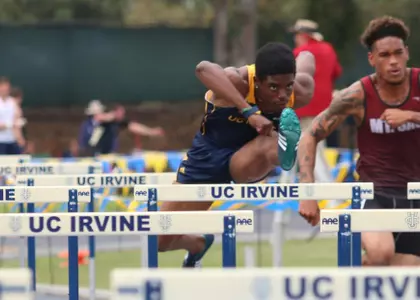 Lloyd Sicard Finishes 4th in La Jolla Image