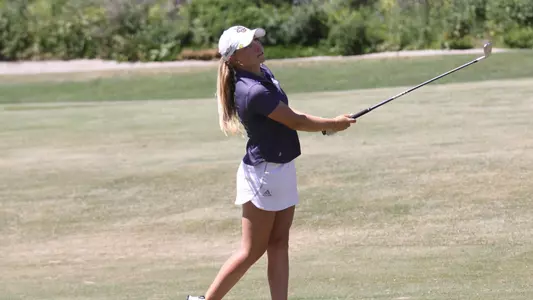 Madison-Riggs-WGolf-2018-19