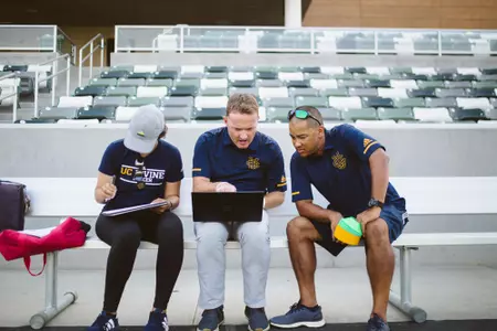 scott-juniper-woolridge-pj-danielle-de-seriere-uci-wsoc-2019-2020-coaches