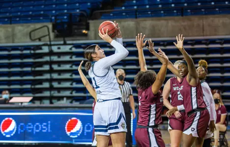 tahlia-garza-wbb-2020-westmont