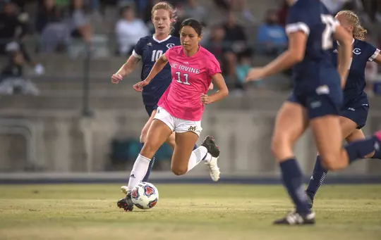scarlett-camberos-wsoc-2021-ucd-1