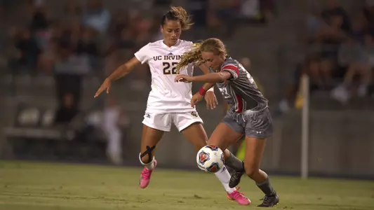 destinee-manzo-uci-wsoc-2021-csun