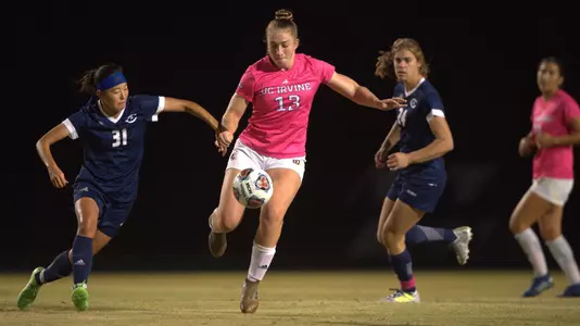 amber-huff-uci-wsoc-2021-uc-davis-ucsb