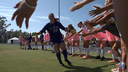 glo-hinojosa-uci-wsoc-2021-suu-ucla-ncaa