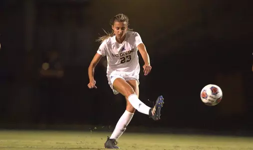gianna-creighton-wsoc-2021-action