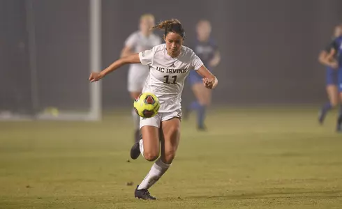 scarlett-camberos-wsoc-2021-bwc-semi