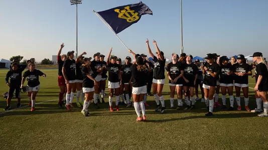uci-wsoc-2021-big-west-champions-flag-field-team