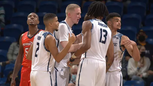 collin-welp-justin-hohn-isaiah-lee-uci-mbb-2021-22-pepperdine-usc