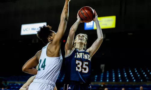 sophia-locandro-wbb-2021-sac-state