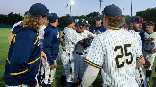 frias-church-uci-bsb-2021-2022-stanford-preseason