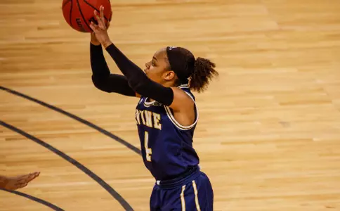 kayla-williams-wbb-2021-bwt-ucd