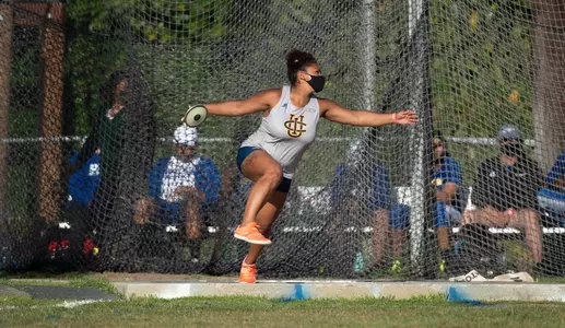 tayla-crenshaw-wtrack-2021-discus