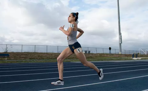 hannah-chau-2021-wtrack-distance-twilight