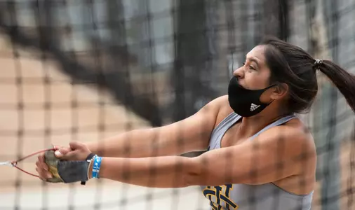 brianna-villanueva-wtrack-2021-oc-dual-hammer