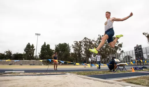 seth-enochs-mtrack-2021-oc-dual-long-jump