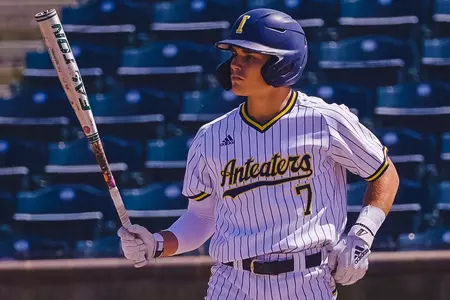 justin-torres-uci-bsb-2021-cal-state-fullerton