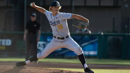 cole-van-den-helder-uci-bsb-2021-stanford-ncaa-regional