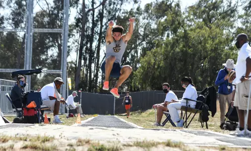 josh-farmer-mtrack-2021-long-jump