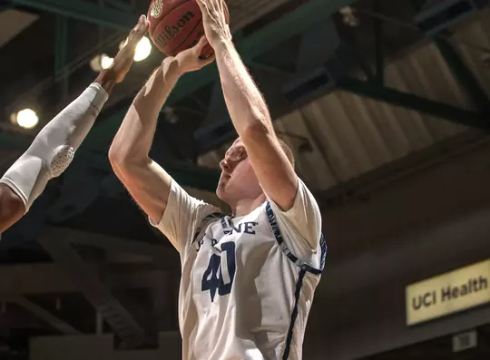 collin-welp-mbb-2022-anteater-of-the-week