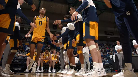 jc-butler-uci-mbb-2021-22-boise-state-bren-csf-lbsu