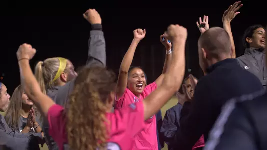 autumn-thompkins-laila-el-behery-uci-wsoc-2022-hawaii