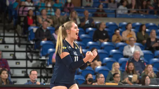UCI vs CSUF Women's Volleyball