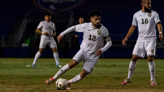 ricardo-ibarra-oscar-cervantes-uci-msoc-2022-ucsb-big-west-semifinal