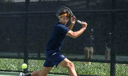 noah-zamora-mten-2022-dartmouth-doubles