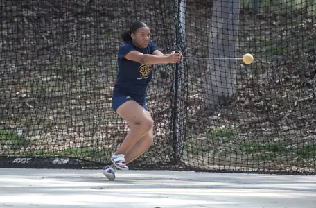 deandra-tyler-wtrack-2022-vob-hammer