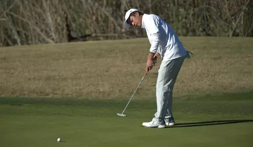 johnny-bai-mgolf-2022-oc-classic-putt