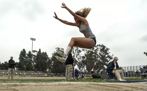 lorraine-nance-wtrack-2022-vob-long-jump