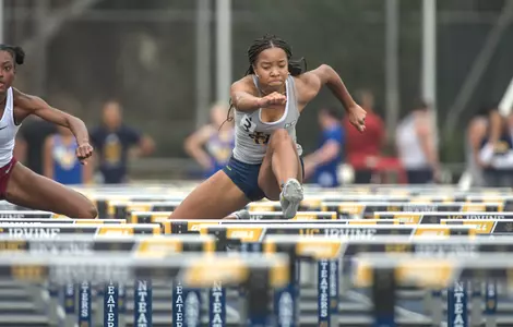 reyna-johnson-wtrack-2022-vob-hurdles