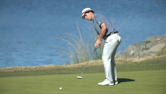 nathan-irwin-mgolf-2022-oc-classic-putt