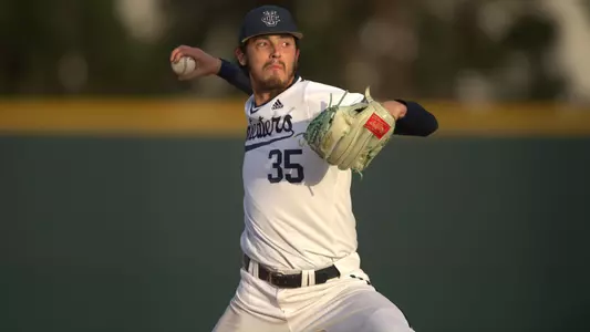 tanner-brooks-uci-bsb-2022-csun-csub