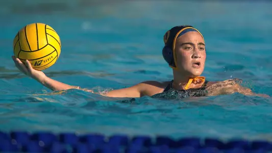 elena-flynn-uci-wwp-2022-ucsb-usa-water-polo-training-fina